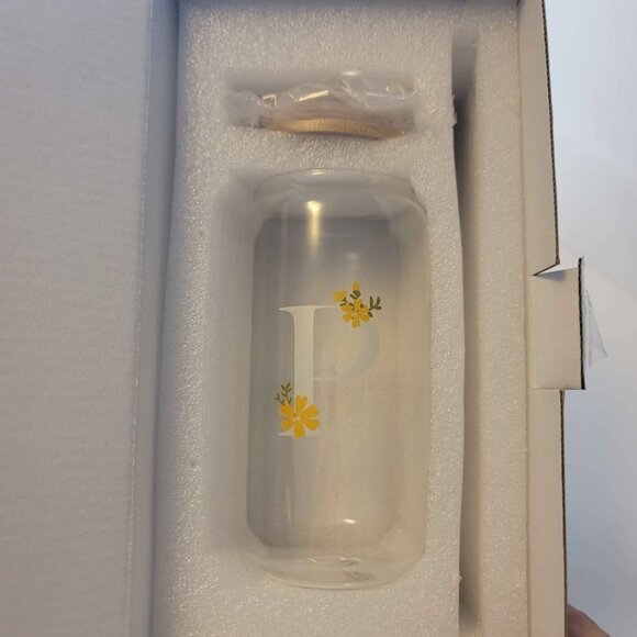 Initial Glass 16 oz Can Cup With Bamboo Lid Monogrammed Gift Letter P - Picture 2 of 4